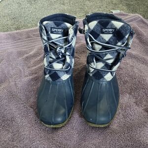 Sperry Navy and White Checkered Boots